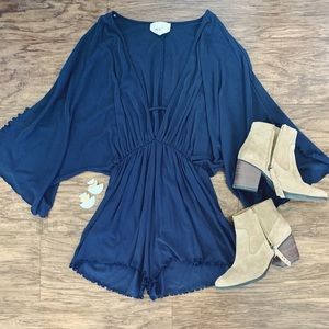 Sadie & Sage navy romper